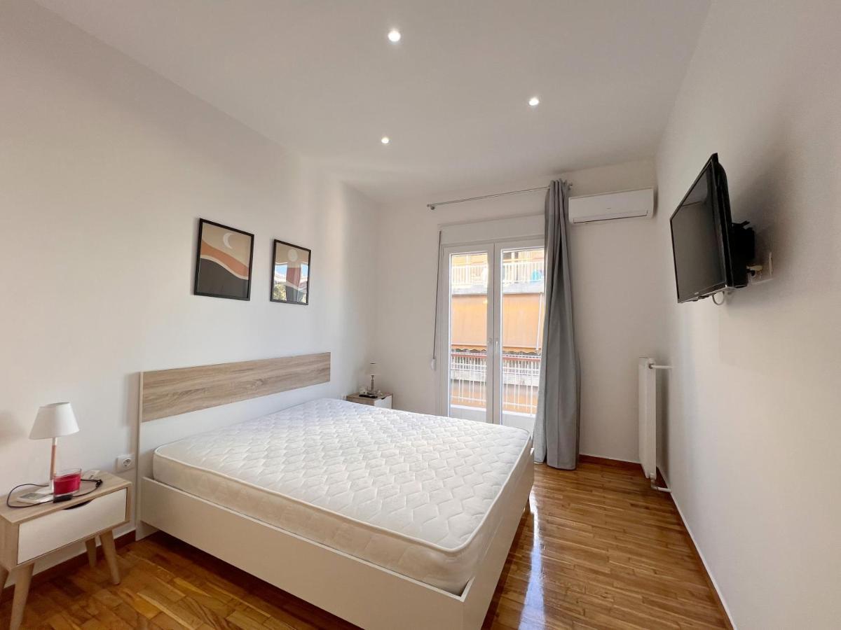 Wsd Cozy 2bd With Balcony Near Attiki Metro Apartment