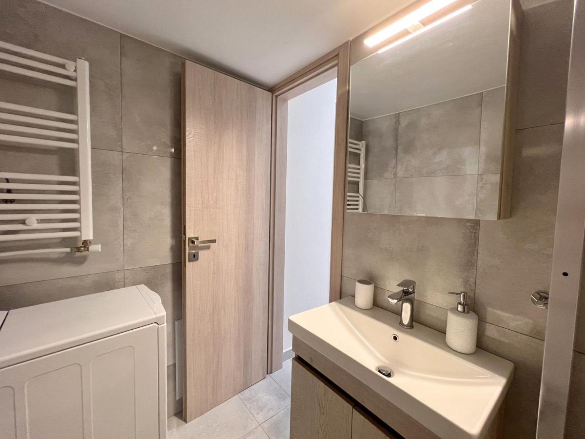 Wsd Cozy 2bd With Balcony Near Attiki Metro *